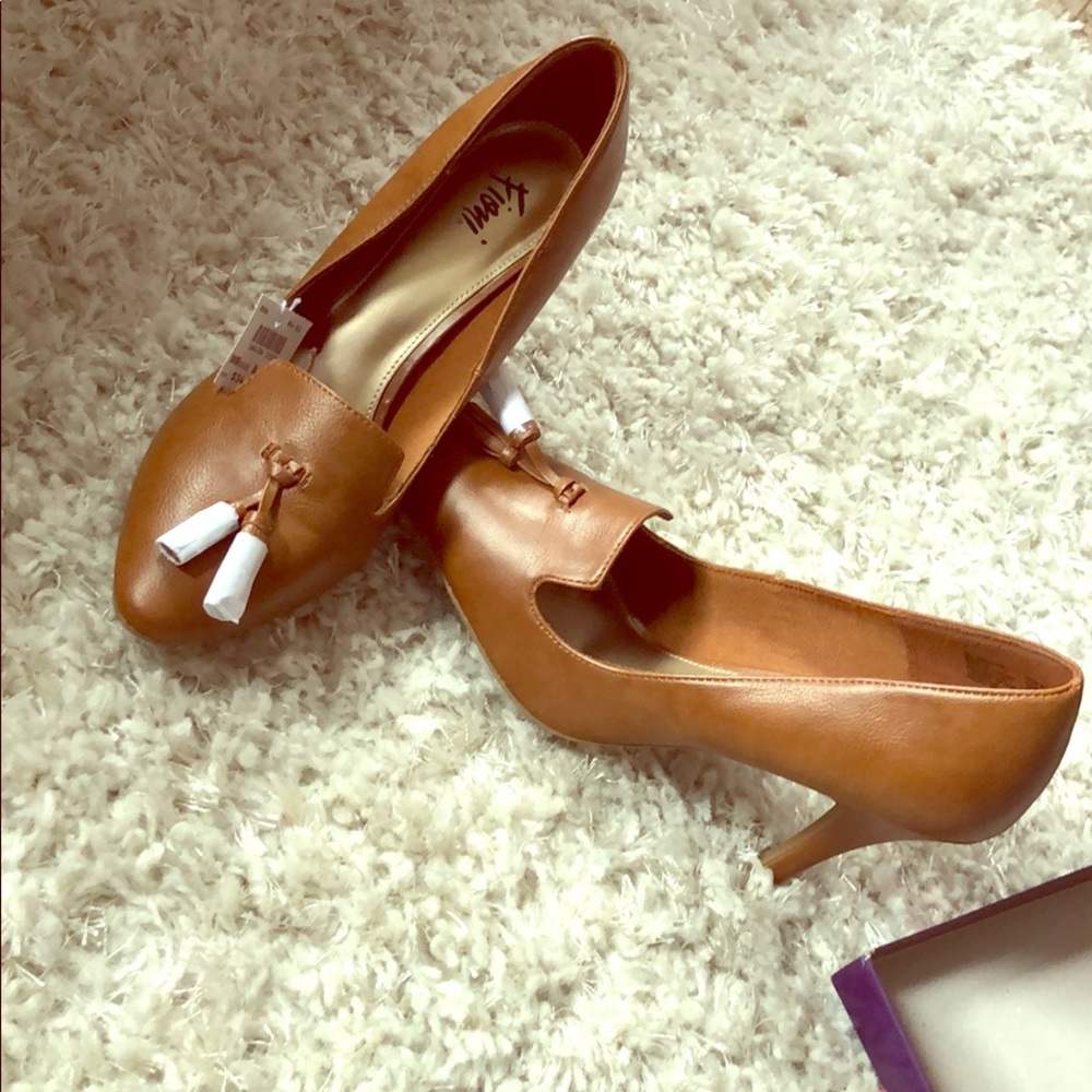 Brand new women’s heels
